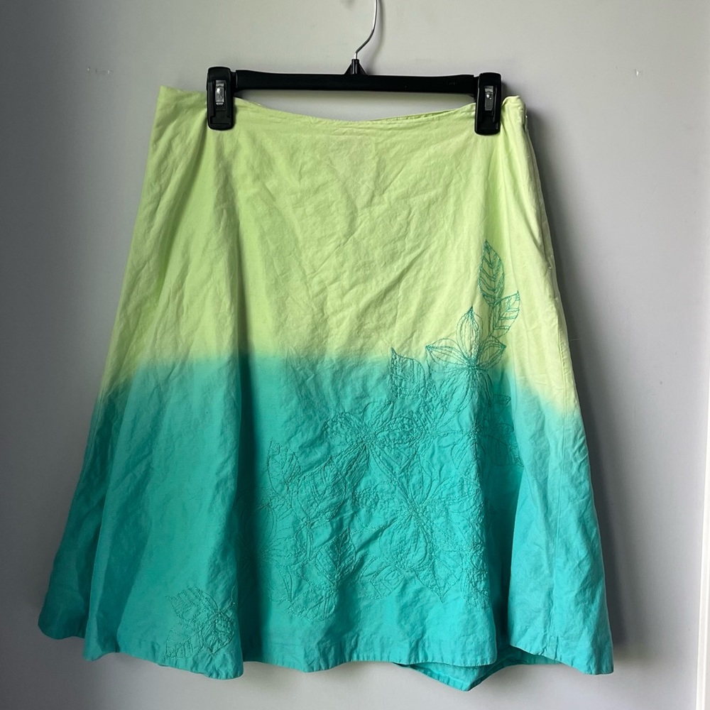 AXCESS LIZ CLAIBORNE BLUE GREEN SKIRT